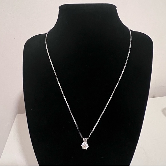 Certified 1 Ct  Moissanite Diamond Top Quality 18K White Gold Pendant Necklace - Picture 3 of 14